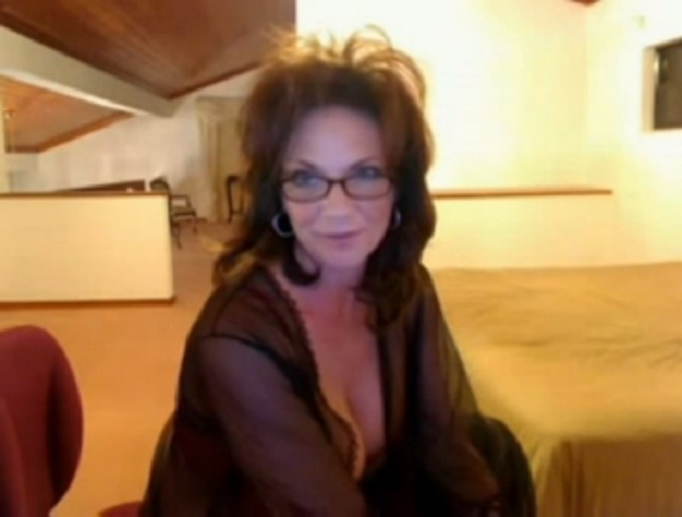 Mrs Deauxma Anal 20